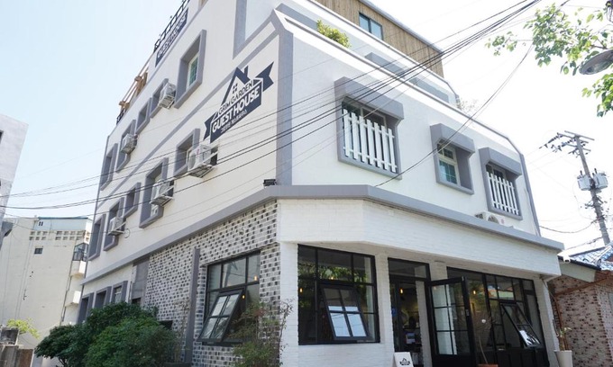 Wagol House | Discover Grim Garden Guesthouse: Rated 8.7/10 by Guests