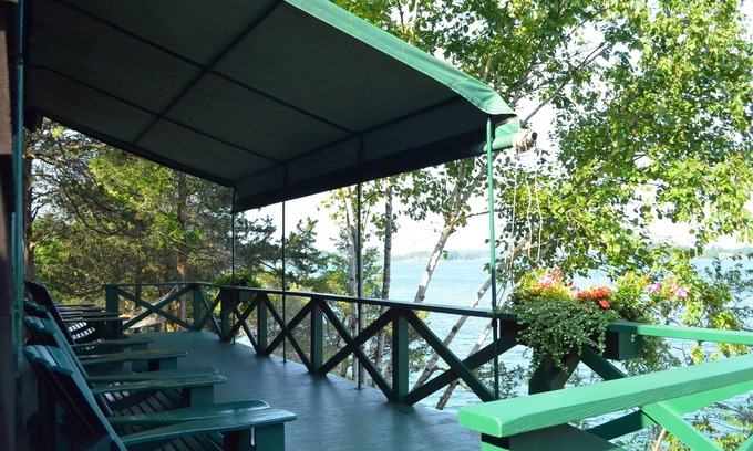 Grenell House | Idyllic Grindstone Island Lodge: Waterfront Retreat & Amenities