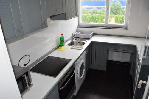 Stuttgart Apartment | Spacious Apartment in Hedelfingen - Family-Friendly Retreat