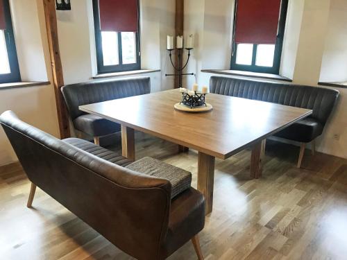 Leppersdorf Apartment | Große Ferienwohnung - Monteurswohnung bei RadebergDresden