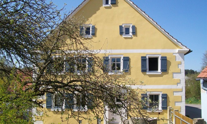 Ansbach Apartment | Spacious Holiday Home with Garden & Terrace - 10/10 Rated