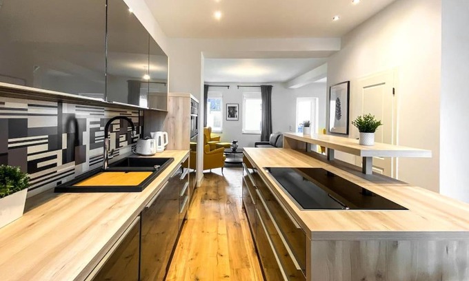 Linnich House | Family-Friendly Retreat with Garden - 4-Star Perfection