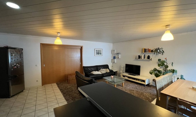 Unkel House | Welcoming Bungalow in Cultural Unkel by the Rhine River