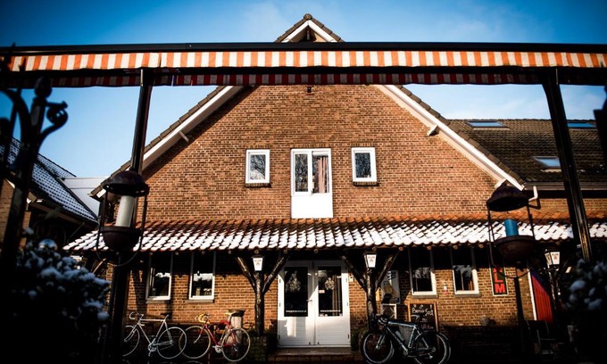 Municipality of Heerlen Bed & Breakfast | Inviting Groepsaccommodatie In den Hof with Family Amenities