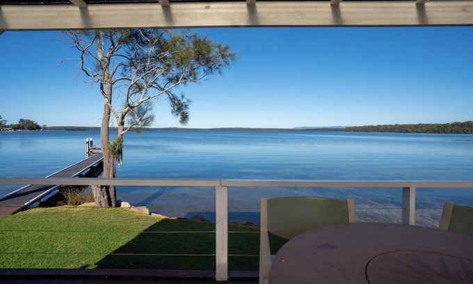 St. Georges Basin House | Waterfront GRon: Perfect for Water Sports & Relaxation