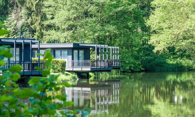 Ponitz am See House | Gronenberger Mühle: Idyllic Countryside Retreat with Views