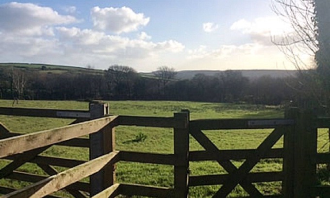 St Wenn House | Grooms Cottage: Pet-Friendly Retreat for Family Getaways