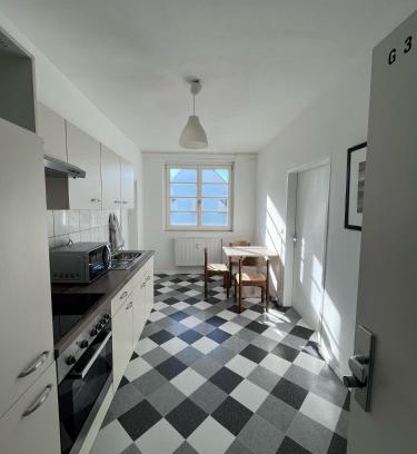 Hildesheim District Apartment | Charming English Romance at Hildesheim with Hot Tub Bliss