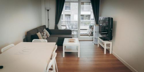 Gros Apartment | Gros Zurriola Beach: Pet-Friendly with Oceanfront Views