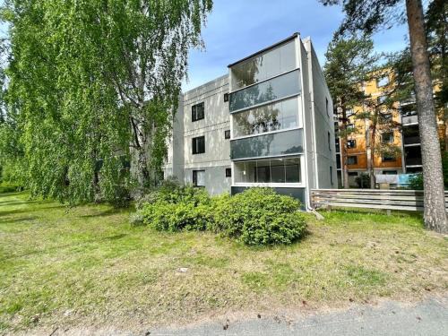 Oulu Apartment | First Floor Unit with Free Parking and Hot Tub Access