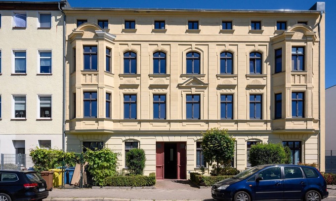 Sudenburg Condo | Cozy Ground Floor Apartment with Terrace in Magdeburg-Sudenburg