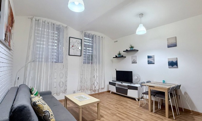 Zizkov Apartment | Exceptional Ground Floor Apartment with Pet-Friendly Amenities