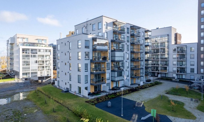 Tampere Apartment | Ground floor apartment close to Tram Line & Shopping