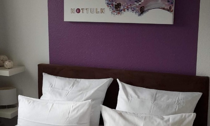 Nottuln Apartment | Cozy Holiday Apartment in Nottuln with Kitchen & Breakfast