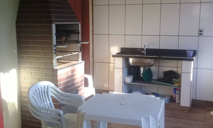 Subsetor Norte - 2 House | Convenient Ground Floor Retreat for Business or Leisure