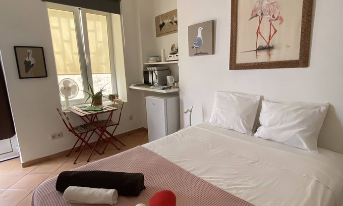 Olhao Apartment | Cozy Ground Floor Studio Near the Sea in Historic Center