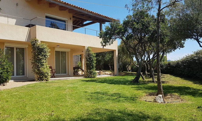 Figari House | Tranquil Ground Floor Retreat with Garden and Pool Access