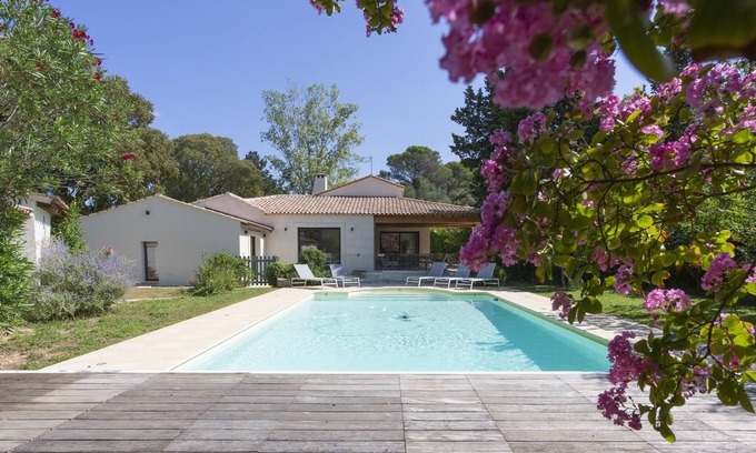 Fontvieille Villa | Idyllic Retreat 5 Minutes from City Centre with Pool & Spa