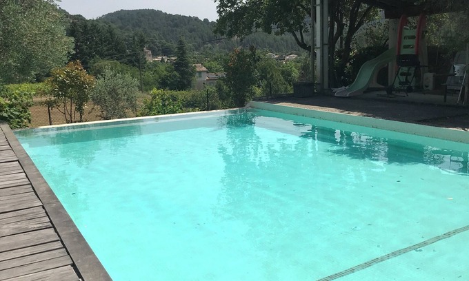 Rocher Villa | Inviting Gite with Private Pool and Ocean View Retreat