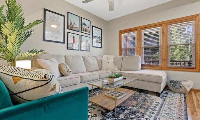Bay View House | Unforgettable DECK Stay for Large Groups with Bay Views