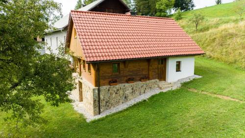 Pohorje Apartment | Discover Grunt Sonek: 4-Star Spa Retreat for Families