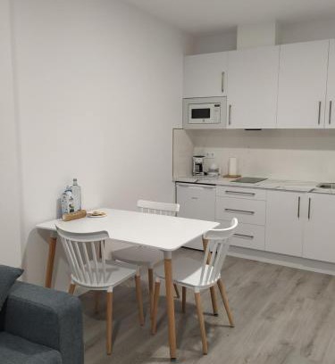 Muxia Apartment | Top-Rated GRUPOELE3 MUXIA PUERTO with Hot Tub Amenities
