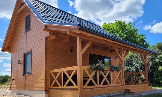 Zbiczno Cabin | Grześny Domek: Cozy Retreat for Families and Pets