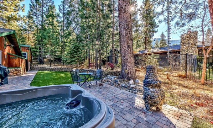 Lower Kingsbury House | Top-Rated Stateline Ski Cabin with Pool & Hot Tub