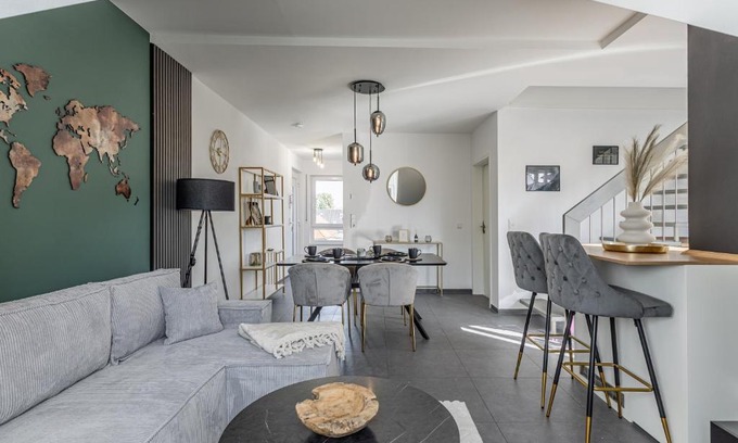 Guetersloh Apartment | Elegant Oceanfront Retreat with Balcony & Smart-TV