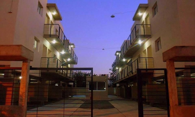 Santa Fe Apartment | Pet-Friendly Guadalupe Apart with Pool & Hot Tub Awaits