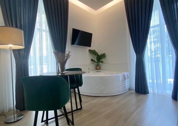 San Giorgio a Cremano Bed & Breakfast | Gualtieri B&B: Guest Rated 9.3, Pet-Friendly Retreat