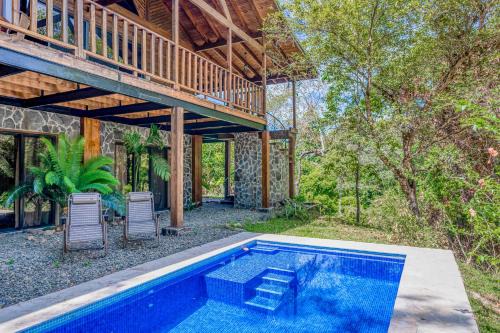 Savegre House | Discover Guapil #10: Family-Friendly Stay with Pool Access