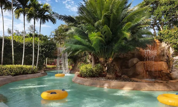Bonita Springs Resort | Book Your Thanksgiving Week at Hyatt Coconut Plantation Resort