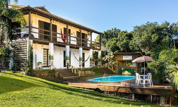 Pinheira House | Enchanting Guard Beach House with Private Pool & Spa