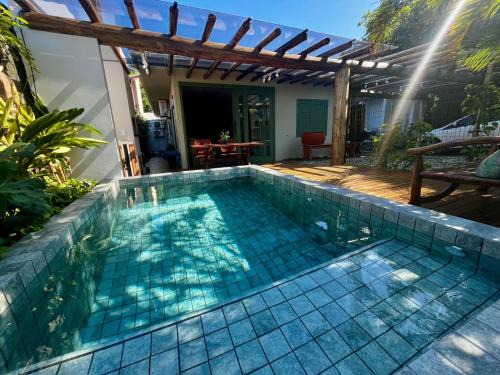 Guarda do Embau House | Pet-Friendly Escape at Guarda do Embaú, 300m from Beach