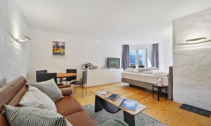 Champfer Apartment | Guardalej 321: Pet-Friendly Retreat with Pool Access