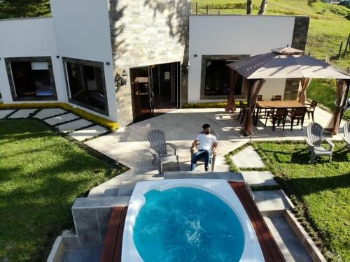 El Penol Villa | Relax at Casa Campestre Casa Bella - Child Friendly Retreat