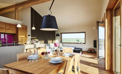 Westertilli House | Exclusive Gud Jard Lodge Nr 24 with Oceanfront Amenities