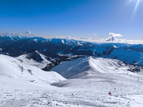 Kazbegi Apartment | Top-Rated Gudauri Appartement with Family & Pet Amenities