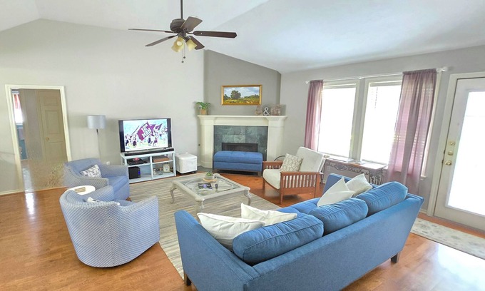 Timber Ridge House | Quiet Retreat Steps from Campus with Delightful Amenities