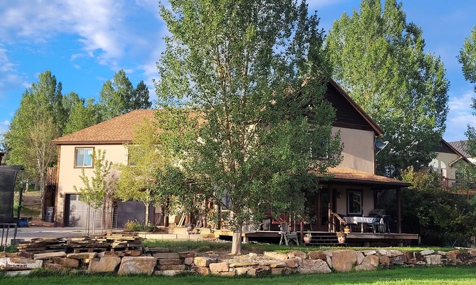 Ridgway Apartment | Perfect Guest Apartment in a Friendly Neighborhood