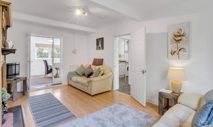 Norwich House | Family-Friendly Retreat at The Lodge | Guest Homes Awaits
