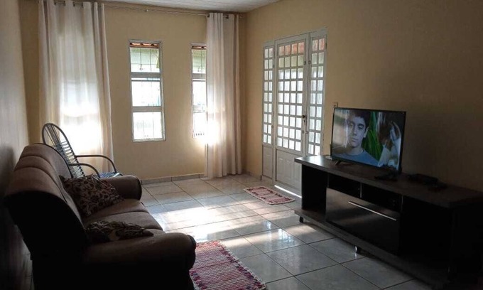 Chapada dos Guimaraes House | Cozy Guest House with Ocean View and Pet-Friendly Amenities