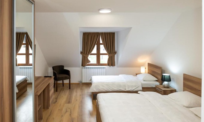 Kolasin House | Exceptional Guest House Alte - Child-Friendly Retreat Awaits