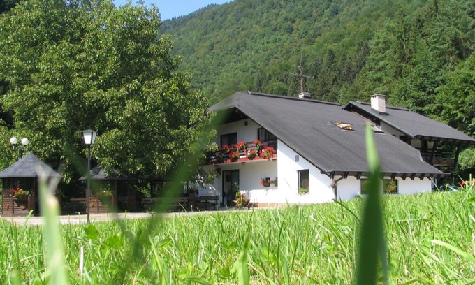 Vidrga House | Guest House Atelšek: Family-Friendly Stay with Pets Welcome