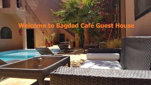 Ait Benhaddou Bed & Breakfast | Relax at Guest House Bagdad Café with Oceanfront Bliss