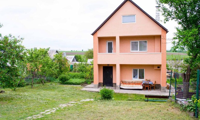 Kamenets-Podol'skiy House | Comfortable Stay at Guest House Cherepaha, Pet Friendly