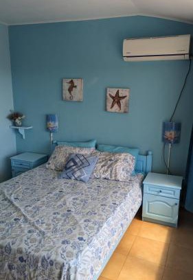 Sinemoretz House | Pet-Friendly Guest House Chalakov with Oceanfront Views