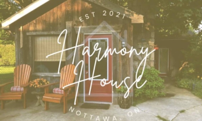 Nottawa Cottage | Ideal Getaway Near Blue Mountain & Wasaga Beach