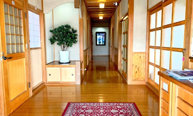 Fujiyoshida House | Family-Friendly Guest House En with Kitchen Amenities